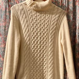 Gap cable knit turtleneck sweater sz Large